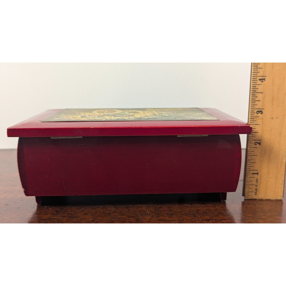 Vintage Westland Co Japan Red Lacquer Musical Jewelry Box Floral Cart Evergreen - Picture 10 of 11